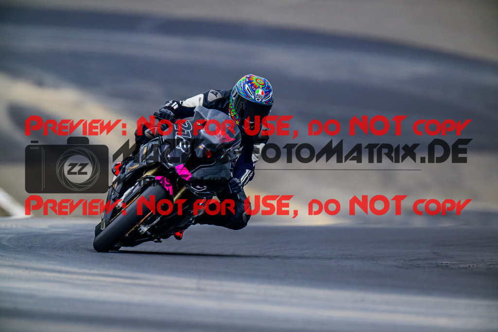 MaZZes_FotoMatrix_240910_6007705_1125 | ROT