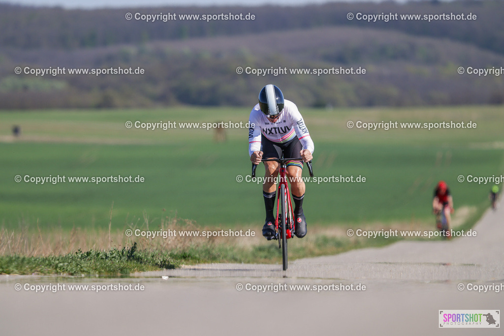368A3723 | Neusiedlersee Radmarathon 2026@sportshot_your_pictrs #yourpictures#roadtowm2029 #nrm #neusiedlerseeradmarathon #neusiedlersee #neusiedlerseetourismus #burgenland #mörbisch #nrm26 #burgenlandtourismus #voglundco #poweredbyburgenlandtourismus #radsport #rad #marathon #ucigranfondo #visitburgenland #ucigranfondoworldseries