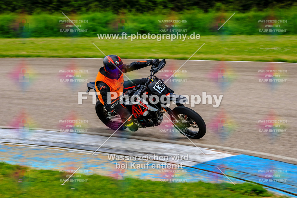 MotoTeam-9702 | Hier findet Ihr Bilder von Touristenfahrten auf der Nürburgring Nordschleife oder von anderen Veranstaltungen die ich besucht habe. Viel Spass beim Durch Schauen 
