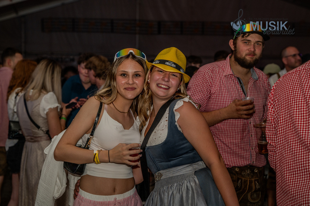 DSC_3919 | "Fussifoto.com – Ihr Ansprechpartner für hochwertige Fotografie! Entdecken Sie kreative Bilder und professionelle Dienstleistungen. Kontaktieren Sie uns für Ihre Projekte!"