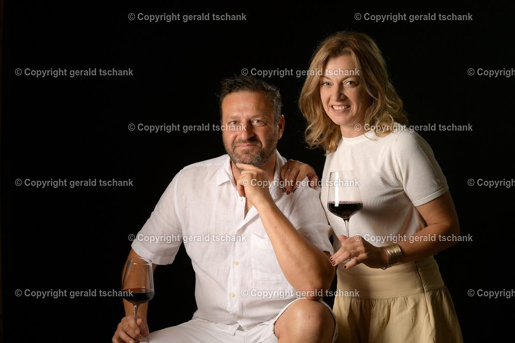 DSC_2092 | Wählen Sie hier bitte Ihr bestes Foto aus, mit diesem Bild wird Ihr Set produziert. Sollten Sie kein Bild wählen oder mehrere suchen wir das Beste aus!