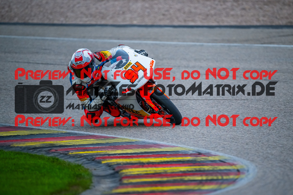 MaZZes_FotoMatrix_240503_6007705_1365 | KTM