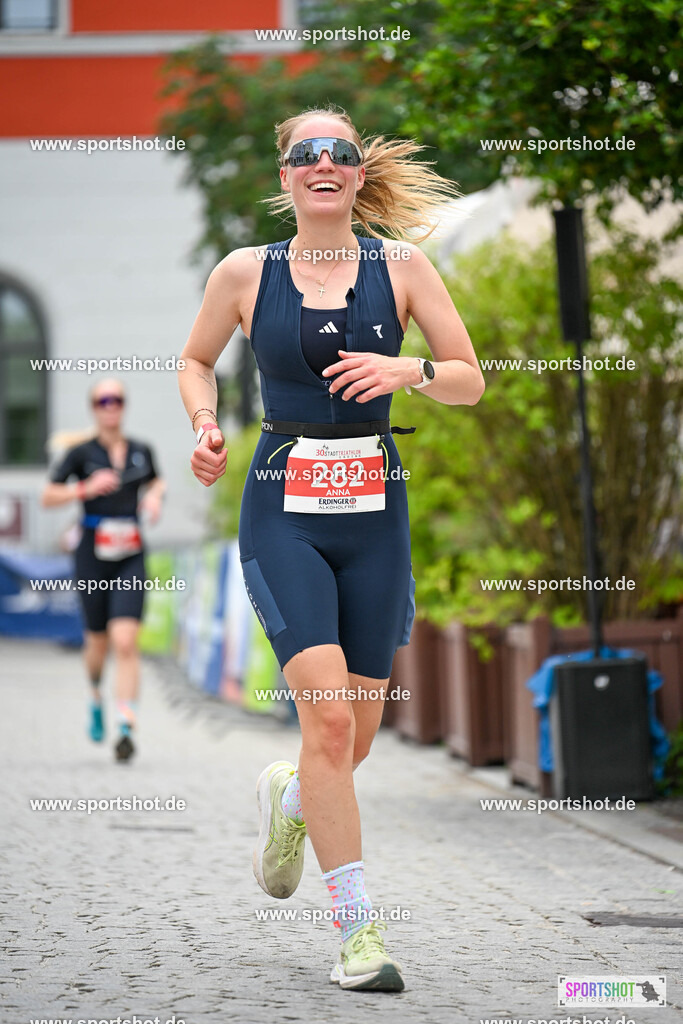 SZI_8141 | Stadttriathlon Erding 2025. #yourpictrs #sportshot_your_pictrs @Sportshotphotography #stadttriathlonerding Copyright: www.sportshot.de