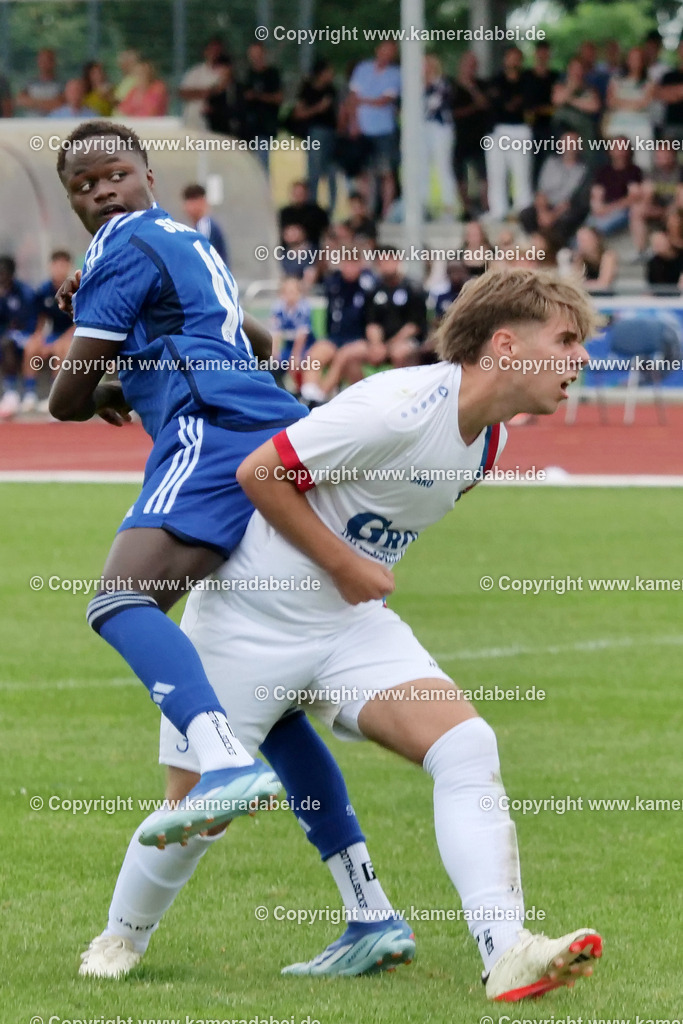 Fußball : Testspiel : SuS 09 Dinslaken - Schalke 04 U 19 am 25.07.2024 | Foto : Jochen Emde / www.kameradabei.de - Realisiert mit Pictrs.com