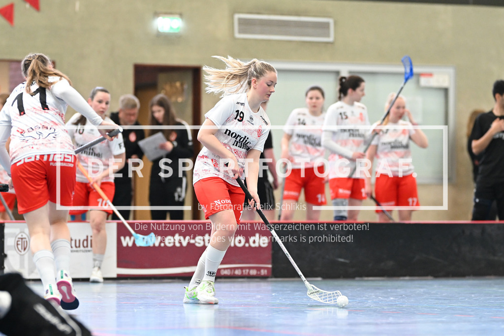 Floorball I Frauen I Saison 2023-2024 I 1. Frauen Floorball-Bundesliga I Playoffs 3. Spieltag I ETV Lady Piranhhas Hamburg - Dümptener Füchse I 48326 | Der Sportfotograf. - Realisiert mit Pictrs.com