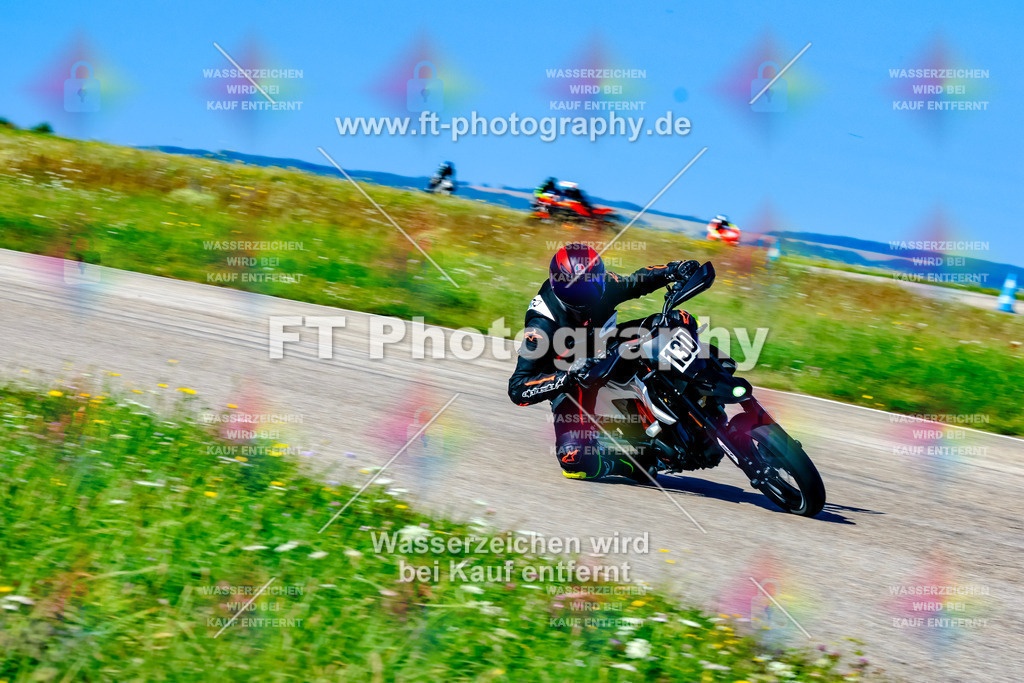 _TOU2211 | Hier findet Ihr Bilder von Touristenfahrten auf der Nürburgring Nordschleife oder von anderen Veranstaltungen die ich besucht habe. Viel Spass beim Durch Schauen 