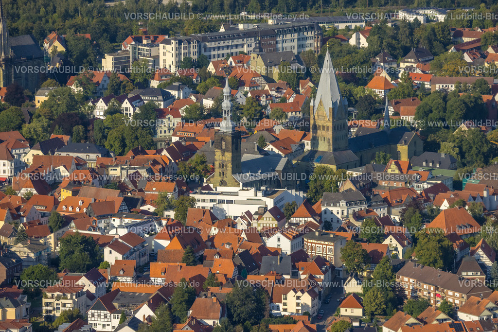 Soest230806312 | Luftbild, Innenstadtansicht, Altstadt, St. Petri Alde Kerke, St. Patrokli-Dom, Soest, Soester Börde,Nordrhein-Westfalen, Deutschland