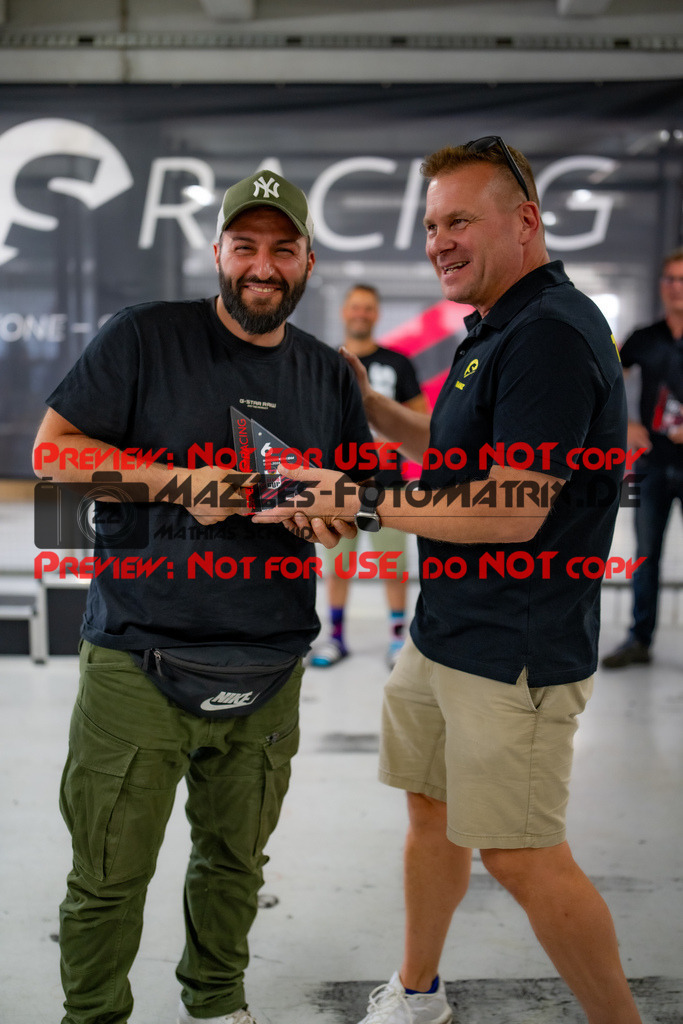 MaZZes_FotoMatrix_240615_6007705_2-71 | Fotograf Mathias Schmid
Sportfotograf,
Eventfotograf,
Hochzeitsfotograf,
Portraitfotograf