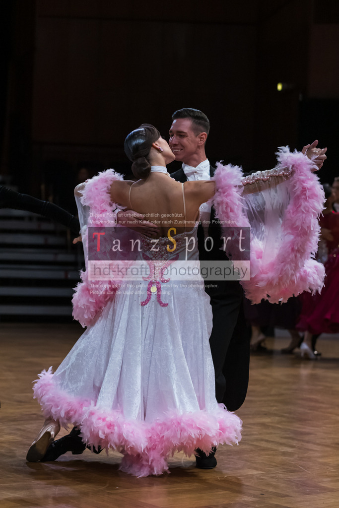 20250822_WDSF-GS-STD_R2_4630 | Tanzsportbilder, Standardtanz, Lateintanz, WDSF, DTV, LTVB, dancecomp, goc, hessen tanzt, blaues band der spree, walzer, tango, wiener walzer, slowfox, quickstepp, samba, rumba, cha-cha-cha, paso doble. jive, hd-kroft photography, turniertanzsport