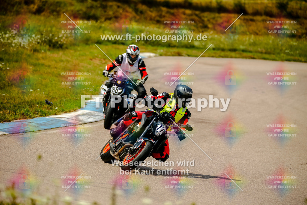 Chambley Juli-2931 | Hier findet Ihr Bilder von Touristenfahrten auf der Nürburgring Nordschleife oder von anderen Veranstaltungen die ich besucht habe. Viel Spass beim Durch Schauen 