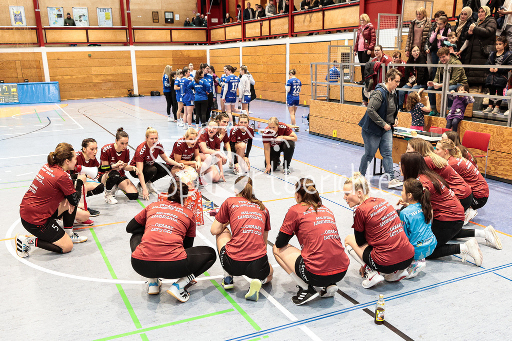 Kissinger SC - TSV Aichach | Professionelle Sportfotos aus den Bereichen Fußball, Eishockey, Handball und vieles mehr. Ob Sieg oder Niederlage