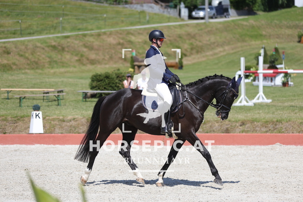 0P6A6863 | Willkommen bei Brunnmayr - Design & Fotografie – Ihrem Spezialisten für Reitturniere und Pferdeveranstaltungen in Oberösterreich, Salzburg und Bayern! Seit über 17 Jahren sind wir leidenschaftlich dabei.