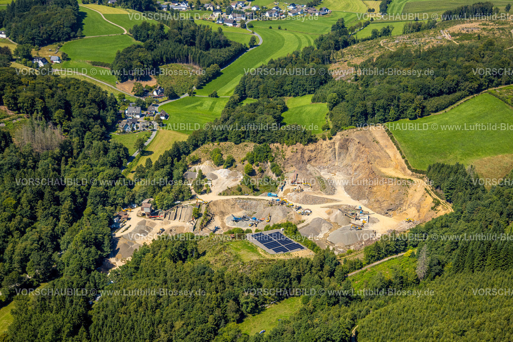 Drolshagen250810365 | Luftbild, Grauwackensteinbruch Stuppenhof, Drolshagen, Sauerland, Nordrhein-Westfalen, Deutschland