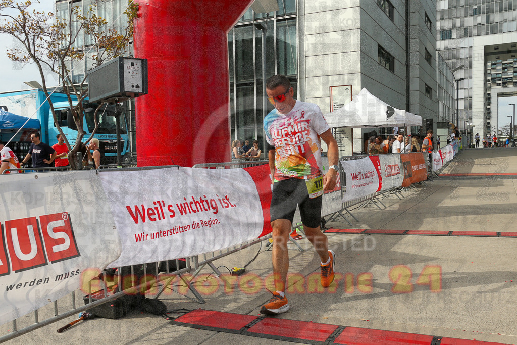 250920_1522_EX1_9151 | Sportfotografie im Rhein-Sieg Kreis, Köln, Bonn, NRW, Rheinland Pfalz, Hessen, etc. Unser Tätigkeitsfeld umfasst den Laufsport vom Volkslauf über den Marathon, Duathlon, Triathon bis zum Ultralauf wie Kölnpfad Ultra oder Schindertrail.