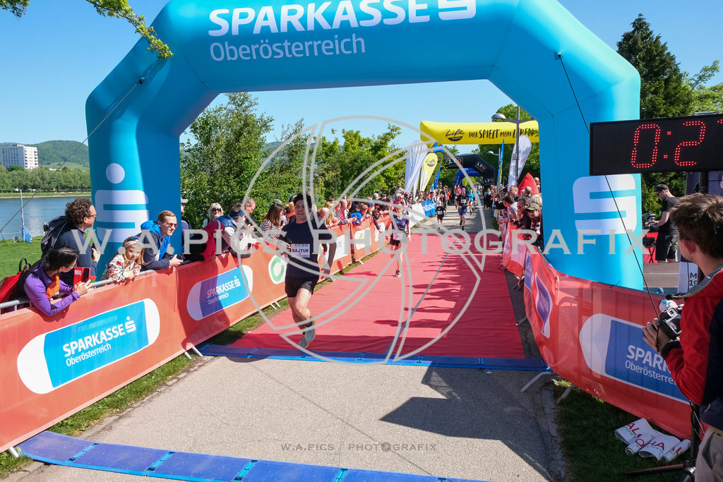 ..... | LINZ,AUSTRIA,27.April 24, Int. 3 Brückenlauf Linz  , Image shows: Photo: WAPICS / Michael ring