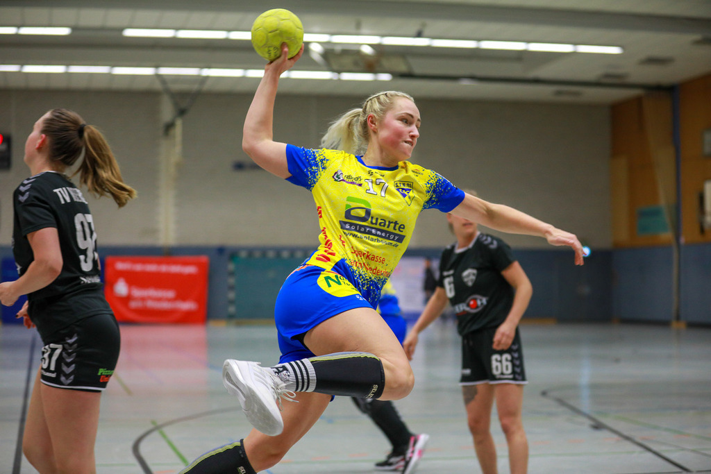 SVN_TvVoerde_021124_016 | Bildergalerie von Sport-Ereignissen aber auch von weiteren spannenden Dingen - nicht nur vom Niederrhein. In Anlehnung an den bekannten Spruch von Hanns Dieter Hüsch heißt das Motto: "Niederrhein ist überall".  - Realisiert mit Pictrs.com