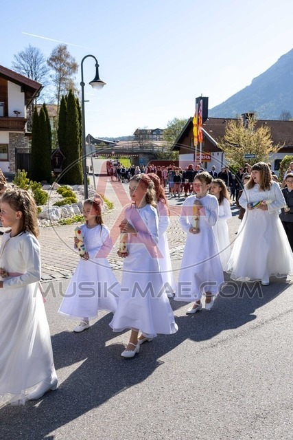 MAE-pic_3040 | Der online Fotoshop des Inzeller Fotografen MAE - Marc Anton Eicher. Hier können Sie ihre Fotos und Stockfotos online bestellen als Download oder als Ausdruck, der ihnen bequem nach Hause geschickt wird.
Ihr Marc Anton Eicher - der Inzeller Fotograf - Realisiert mit Pictrs.com