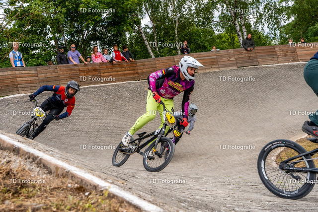 BayBMX2026-05647 | Fotogalerie von Thomas Dettweiler mit Eventbildern und lizenzfreien Fotos. Perfekt als Wandbild, für Büro, Website oder private Nutzung. - Realisiert mit Pictrs.com