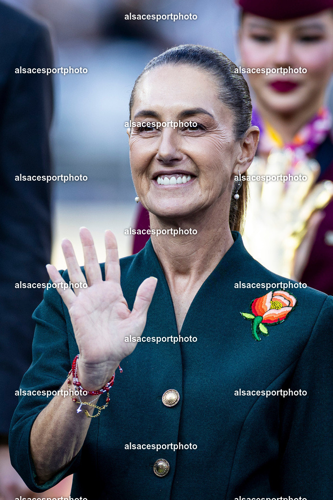 FOOTBALL : Argentine vs Espagne – Finale de la Coupe du Monde FIFA 2026. New York New Jersey Stadium, East Rutherford, New Jersey, États-Unis. 19/07/2026. | Claudia Sheinbaum Pardo assiste à la finale de la Coupe du Monde de la FIFA 2026 entre l'Argentine et l'Espagne au New York New Jersey Stadium, à East Rutherford (New Jersey), le 19 juillet 2026, aux États-Unis.