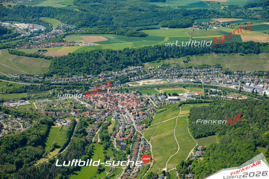 Luftaufnahme von Niedernhall Vs Google Maps- Die Luftaufnahme wurde 2025 vom UL-Flugzeug heraus erstellt ( keine Drohne ) - Hochauflösende Luftaufnahme - für professionelle Ausdrucke geeignet. Die Geschenkidee !Mit Lizenz und Bildrechte bestellbar