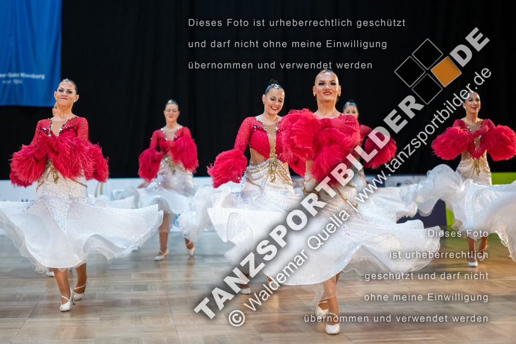 20250118-11397 | Hier finden Sie Tanz Bilder vom Latein und Standard Formationen tanzen. Sportbilder vom Tanzsport. Schöne Fotos und von Weltmeisterschaft, Europameisterschaft, Bundesliga, Regionalliga, Oberliga und Landesliga sowie von GOC Stuttgart, DanceComp, WM Bremen