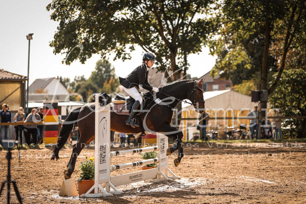 06.SoSpE00097 | Leoni Ertmer Photography - Realisiert mit Pictrs.com