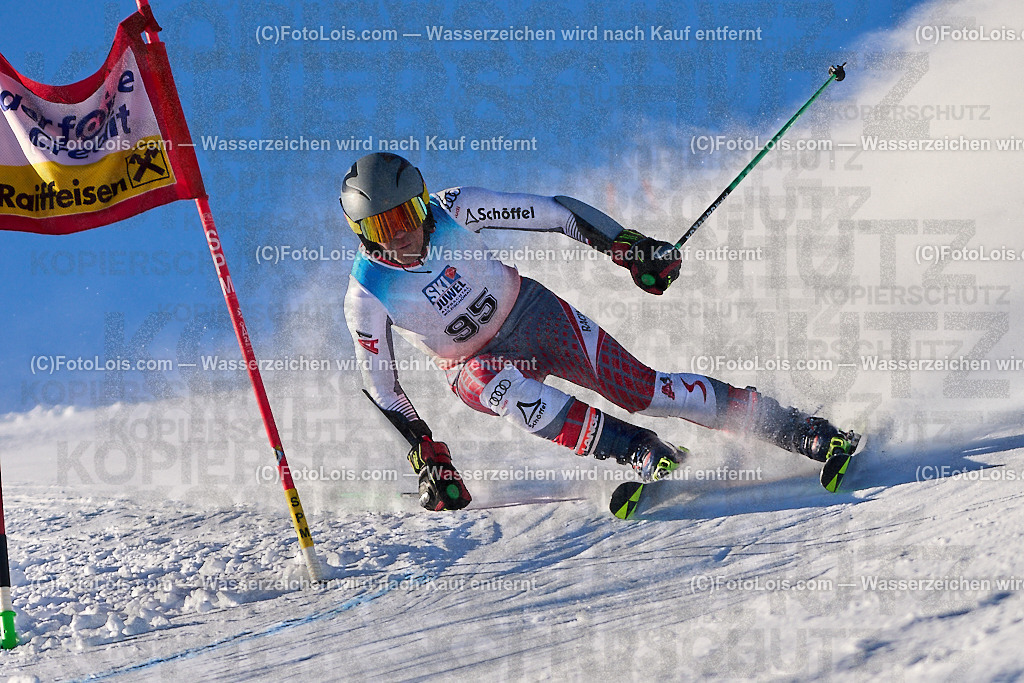 ALP4571_MASTERS-Cup_GS-A Herrn_Schellhorn Christian | (C)FotoLois.com, Alois Spandl. FIS Masters-Cup Wildschönau, Giant Slalom auf der Piste Schatzberg GS, Siegerehrung auf dem Dorfplatz Niederau, Sa 13. Januar 2024.