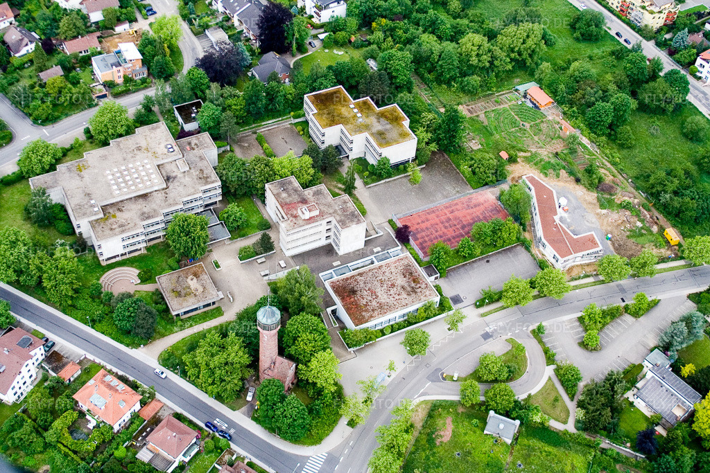 Luftbild: Pforzheim SW, Reuchlin Gymnasium im Ortsteil Südweststadt in Pforzheim im Bundesland Baden-Württemberg in Deutschland. Foto: IMG_2469.jpg vom 05.06.2006 durch Werner Riehm/FLY-FOTO.de