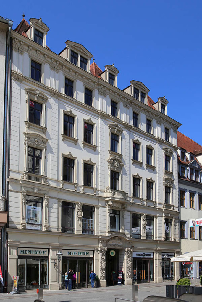 Foto: Leipzig - Barthels Hof | Das Team hinter BILDLEXIKON LEIPZIG bündelt historische wie aktuelle Informationen über die Stadt Leipzig in Text und Bild auf einer Plattform und stellt diese der interessierten Öffentlichkeit zur Verfügung.