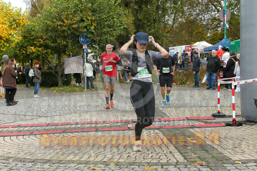 241020_1105_EX1_0994 | Sportfotografie im Rhein-Sieg Kreis, Köln, Bonn, NRW, Rheinland Pfalz, Hessen, etc. Unser Tätigkeitsfeld umfasst den Laufsport vom Volkslauf über den Marathon, Duathlon, Triathon bis zum Ultralauf wie Kölnpfad Ultra oder Schindertrail.