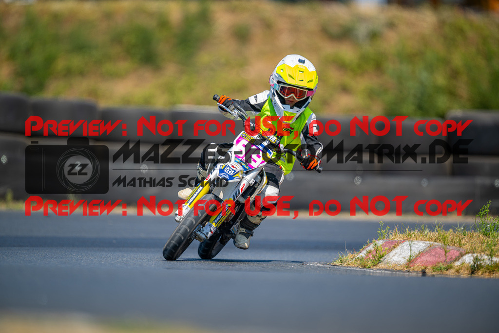 MaZZes-Fotomatrix-20260815-602135 | ROOKIES