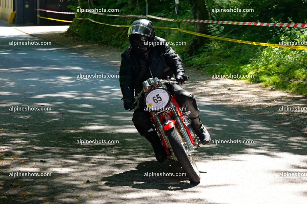 P1036696 | Erleben Sie atemberaubende, hochqualitative Fotos Ihrer Fahrt entlang der malerischen Alpenstraßen. Besuchen Sie alpineshots.com, um professionelle Aufnahmen Ihrer unvergesslichen Reise zu finden und zu kaufen - Realisiert mit Pictrs.com