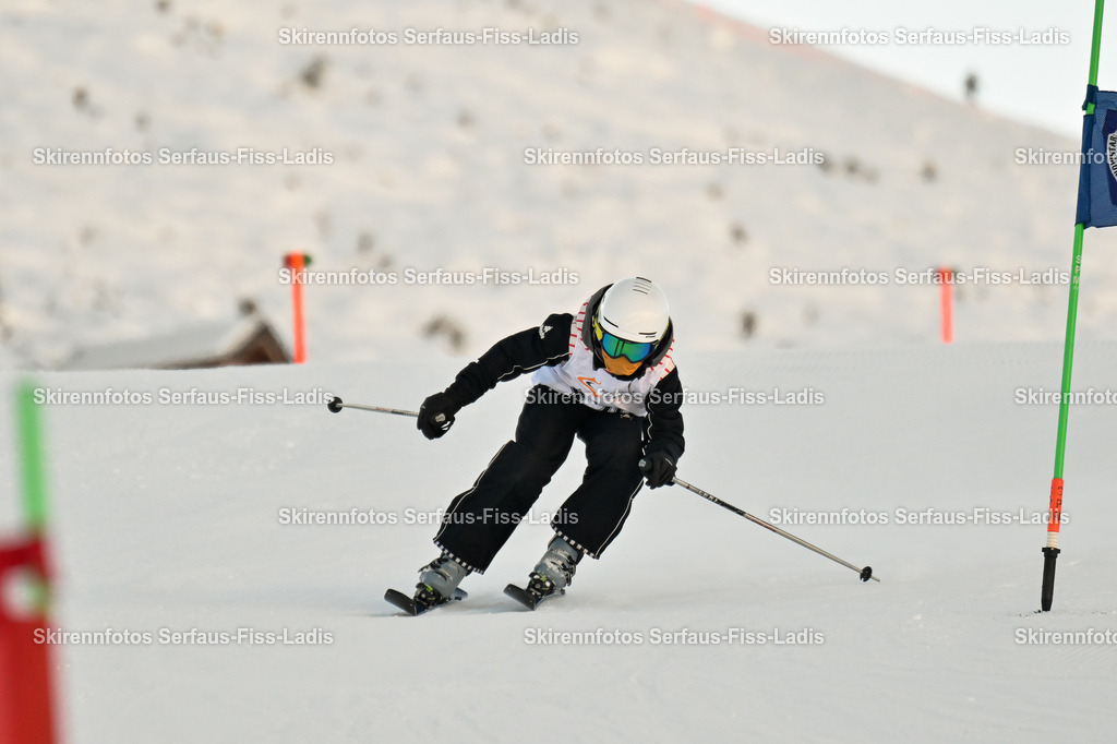 SRS_26.12.2025_0351 | SRS_26.12.2025_0351 - Realisiert mit Pictrs.com