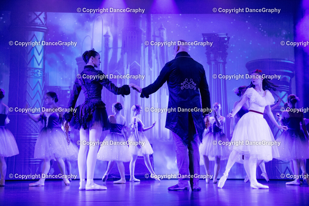 GPHY2580 | DanceGraphy - Realisiert mit Pictrs.com