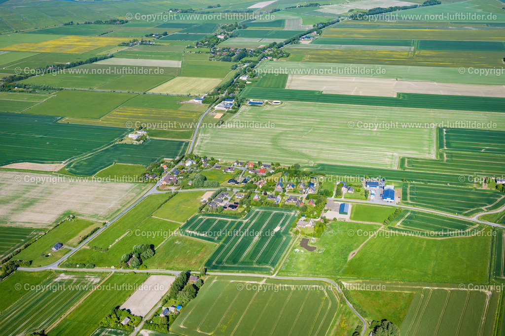 Neudorf_ELS_0092300523 | RODENäS 30.05.2023 Dorf - Ansicht Neudorf in Rodenäs im Bundesland Schleswig-Holstein, Deutschland. // Village view in Rodenaes in the state Schleswig-Holstein, Germany. Foto: Martin Elsen