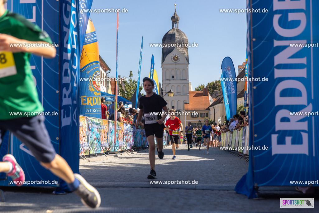 VJ__3453 | Stadtlauf Erding 2025 #stadtlauferding #erdingstadtlauf #stadtlauf_erding #laufmotivation #trisporterding #yourpictrs #sportshot_your_pictrs