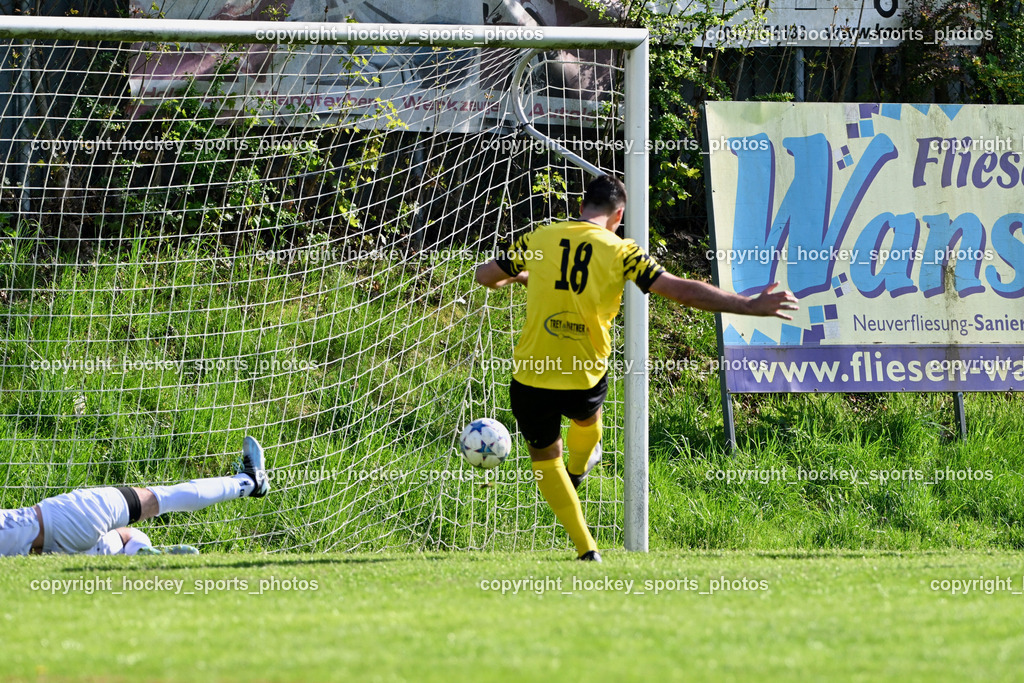 SC Magdalen vs. FC Faakersee | Tor FC Faakersee, #18 Andreas Unterguggenberger FC Faakersee, SC Magdalen vs. FC Faakersee, SC Magdalen vs. FC Faakersee am 14.04.2024 in Villach (Sportplatz St. Magdalen), Austria, (Photo by Bernd Stefan)