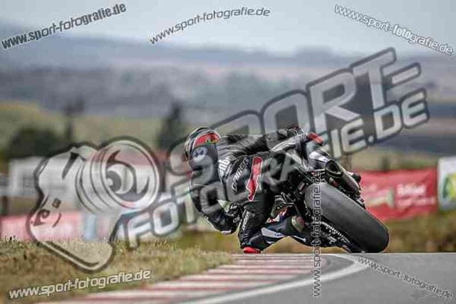 pubi1578 | Professionelle Fotos von Sportveranstaltungen, aber auch Hochzeiten und anderen Events. - Realisiert mit Pictrs.com