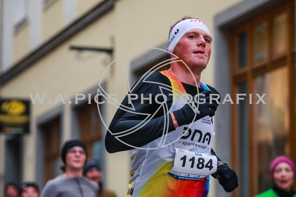 SILVESTERLAUF LINZ 25 | Linz, AUSTRIA, 31. Dezember 25, TRIRUN SILVESTERLAUF LINZ 25 , Image shows: 
Photo: WAPICS / BINDER Manuel