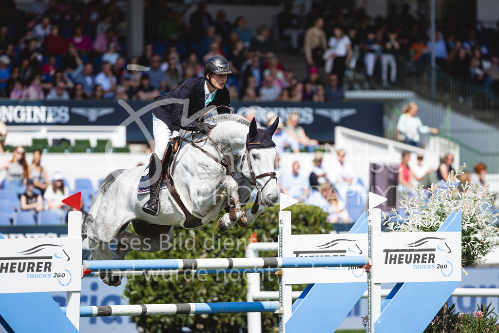 240510_Hamburg_YoungsterTour8y-211 | Deine schönsten Turniermomente als professionelle Fotos! Entdecke hochwertige Pferdesport-Fotografie im Online-Shop. Jetzt Fotos finden & bestellen!