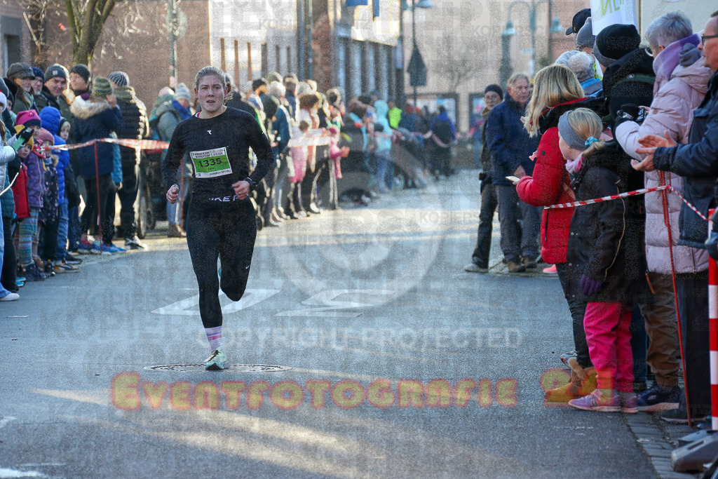 241201_1043_EX1_8427 | Sportfotografie im Rhein-Sieg Kreis, Köln, Bonn, NRW, Rheinland Pfalz, Hessen, etc. Unser Tätigkeitsfeld umfasst den Laufsport vom Volkslauf über den Marathon, Duathlon, Triathon bis zum Ultralauf wie Kölnpfad Ultra oder Schindertrail.