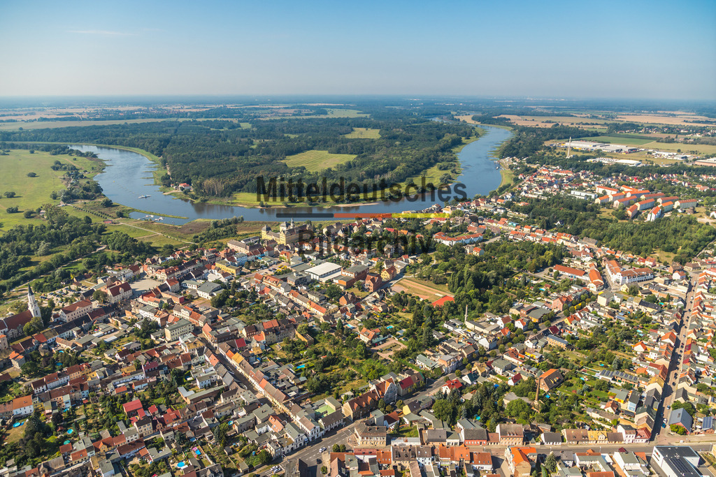 Coswig-9485 | Die schönsten Luftbilder von Sachen-Anhalt & Mitteldeutschland als Bilddatenbank zur kommerziellen Nutzung. Nutzen Sie unsere Erfahrung seit 2005 in der Luftbildfotografie. - Realisiert mit Pictrs.com