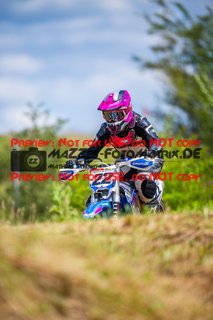 MaZZes_FotoMatrix_240713_6007705_9183 | S4