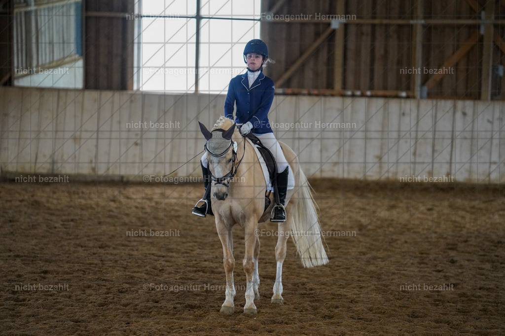 20230518-FAH04745 | Frühjahrsturnier, Landsberg am Lech, 2023, Reitclub Landsberg, Turnierbilder, Fotos Turnier Landsberg, Fotoagentur Herrmann, Turnierfotografen Bayern, Reitsport Fotograf, Pferde Fotograf