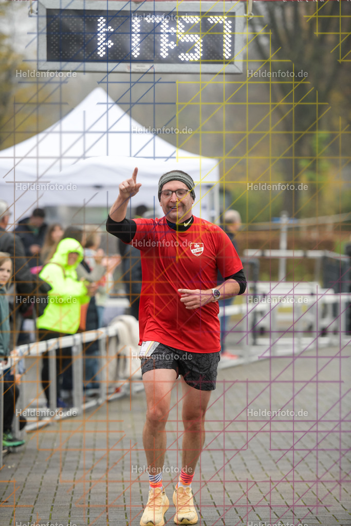 Neusser Erftlauf 2025  | 15km Neusser Erftlauf 2025 Foto: Heldenfoto.de