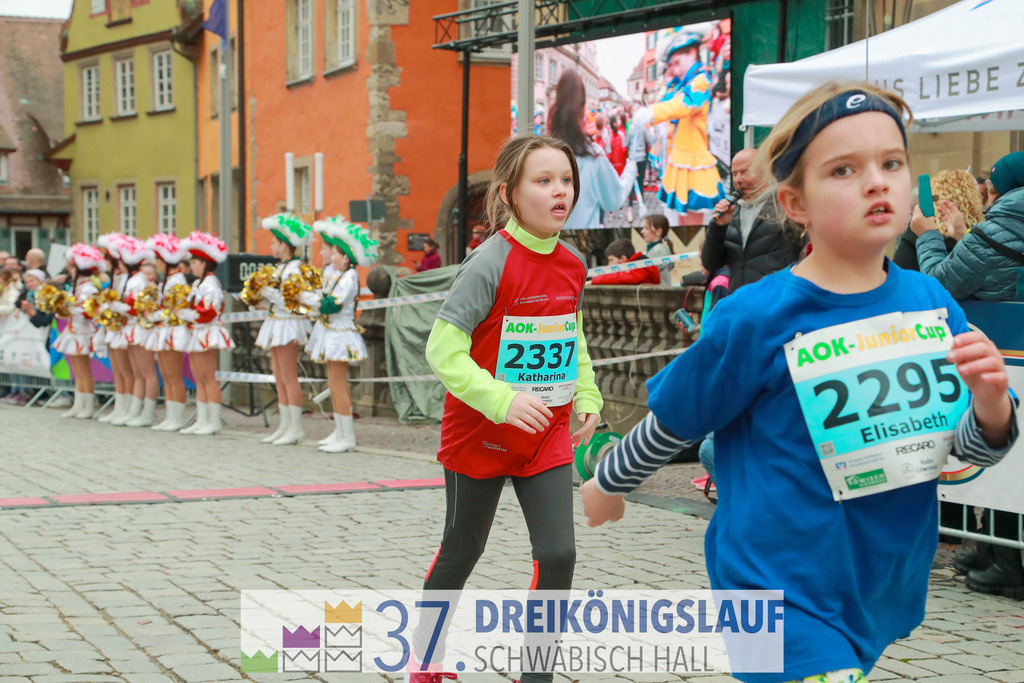 AOK JuniorCup 400m | 3Koenigslauf 2023 - Realisiert mit Pictrs.com
