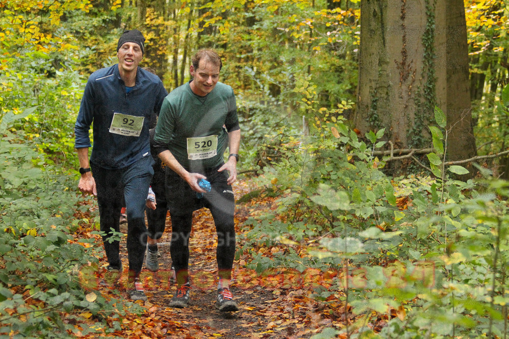 251026_1257_EV4_6192 | Sportfotografie im Rhein-Sieg Kreis, Köln, Bonn, NRW, Rheinland Pfalz, Hessen, etc. Unser Tätigkeitsfeld umfasst den Laufsport vom Volkslauf über den Marathon, Duathlon, Triathon bis zum Ultralauf wie Kölnpfad Ultra oder Schindertrail.