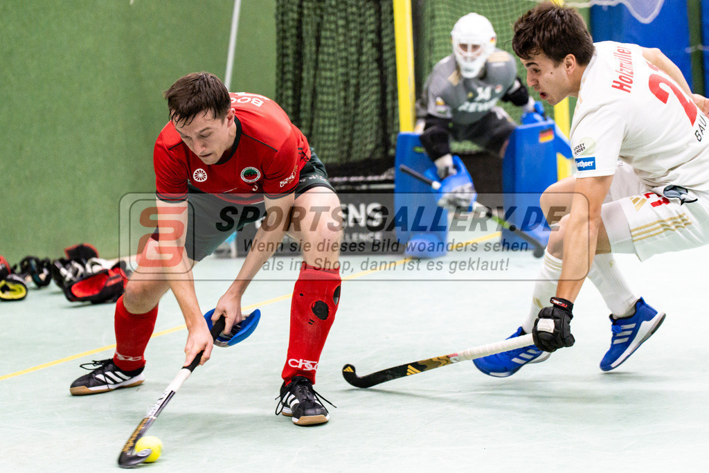 SFE_20250112_0073 | Köln, Deutschland, 12.01.2025:  ßHockey 1. Bundesliga Damen Rot-Weiss Köln - Crefelder HTC im KTHC Stadion Rot-Weiss Köln Tennis and Hockey Club am 12.01.2025 in Köln, Deutschland. (Foto von Stephan Fehrmann)Köln, Germany, 12.01.2025: ßHockey 1. Bundesliga Damen Rot-Weiss Köln - Crefelder HTC in KTHC Stadion Rot-Weiss Köln Tennis and Hockey Club at 12.01.2025 in Köln, Deutschland. (Foto from Stephan Fehrmann)