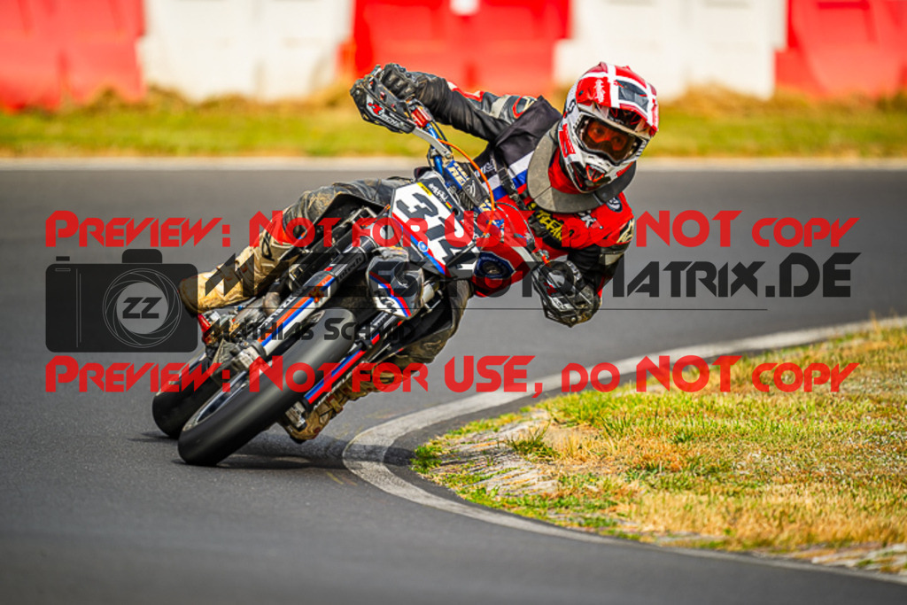 MaZZes_FotoMatrix_230701_8669 | S4