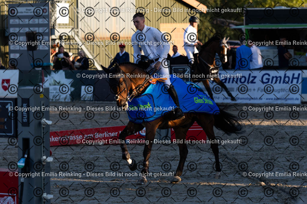 CL5A8370 | Emilia Reinking Fotografie - Realisiert mit Pictrs.com